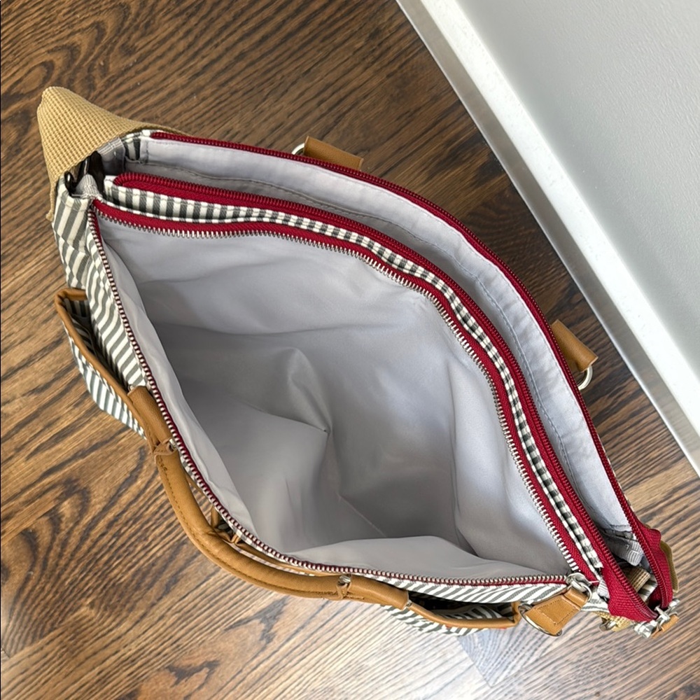 Skip Hop Striped Gray and Tan Men's Bag - Picture 5 of 7